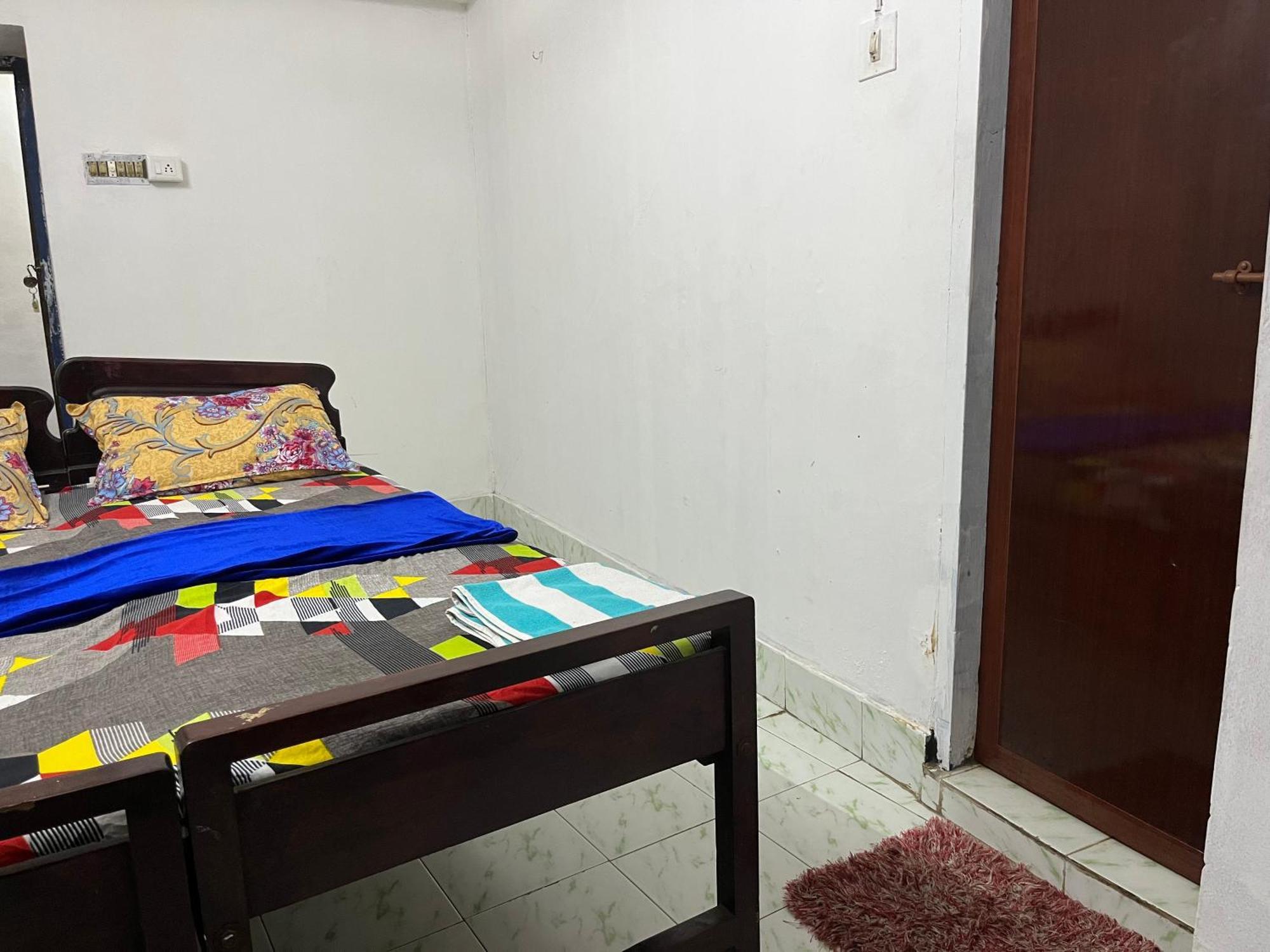 B Hostel Fort Kochi Luaran gambar
